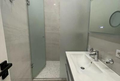 Garsonieră decomandată în 13 Septembrie