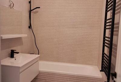 Apartament cu 3 camere decomandat în Nord