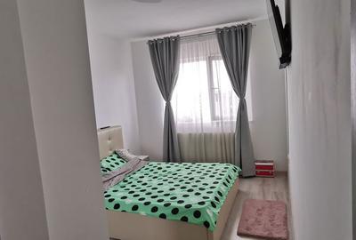 Apartament cu 3 camere decomandat în Roșu - 3