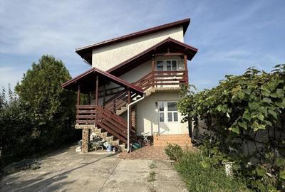 Casă cu 6 camere cu Teren 600 Mp în Copăcelu - 2