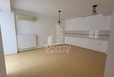 Apartament cu 3 camere,nemobilat,Calea Lipovei - 2