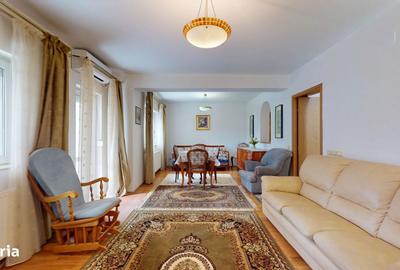 Casă cu 3 camere cu Teren 302 Mp în Central