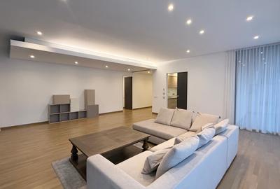 Apartament cu 4 camere decomandat în Primăverii - 16