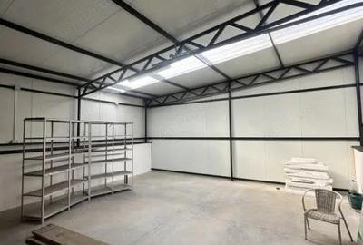 Hala/ Spa?iu comercial 60 Mp de inchiriat zona Dovali Acces Auto Trifazic