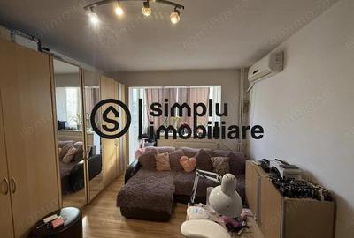 Apartament cu 3 camere semidecomandat în Central