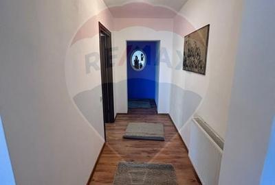 Apartament cu 3 camere decomandat, mobilat în Valea Roșie - 2