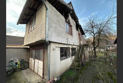 Casă cu 5 camere cu Canalizare în Muncitoresc - 7