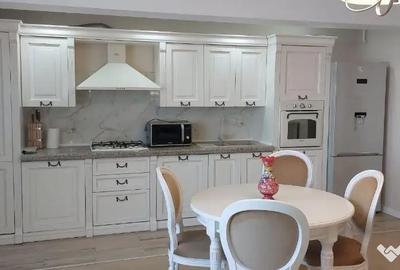 Apartament cu 3 camere nedecomandat în Casa de Cultură - 1