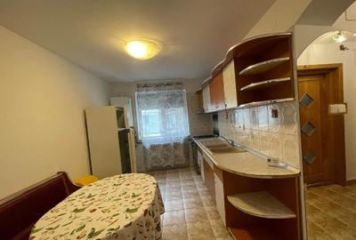 Apartament cu 2 camere decomandat în 9 Mai - 1