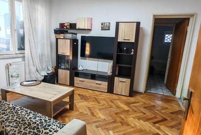 Apartament cu 2 camere semidecomandat în Craiovei - 2
