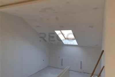 Casă cu 5 camere cu Teren 1480 Mp în Biharia - 12