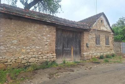 Casă cu 2 camere cu Teren 200 Mp în Ilidia - 1
