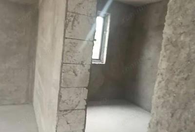 Casă cu 4 camere cu Teren 1620 Mp în Curtea de Argeș - 9