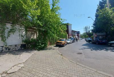 Casă individuală cu 2 camere cu Canalizare în P-ța Victoriei - 14