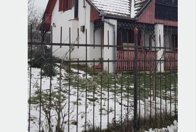 Casă cu 4 camere în Sâniob - 6