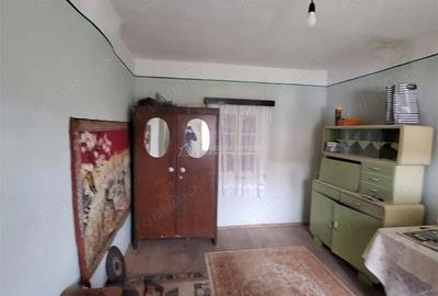 Casă cu Teren 4636 Mp în Central - 11