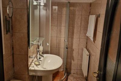 Apartament cu 4 camere decomandat în Central - 7