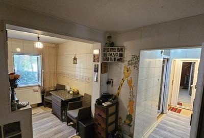 9 MAI - 3 cam dec, parter/4 la 83500 euro - 4