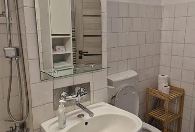 Apartament cu 2 camere decomandat în Hipodrom 3 - 5