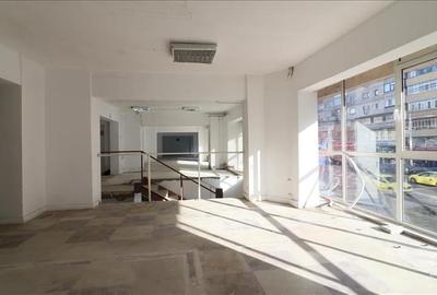 Spatiu comercial 465 m Central - Gara - 11
