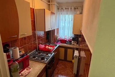 Apartament cu 2 camere semidecomandat în Astra