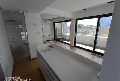 Spatiu comercial - 12