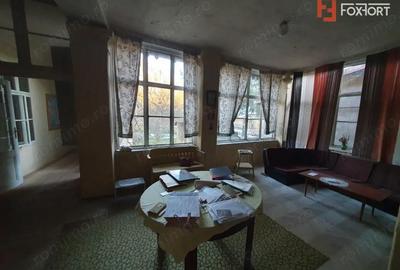Apartament cu 5 camere nedecomandat, mobilat în Central - 9