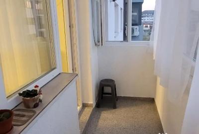 Apartament cu 2 camere decomandat în Titan - 3