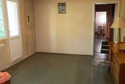Decomandat 3 Camere Brancoveanu Sector 4 - 8