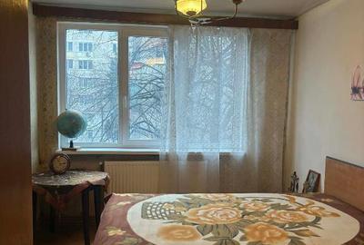 Apartament e 3 camere zona B-dul Victoriei,s - 8