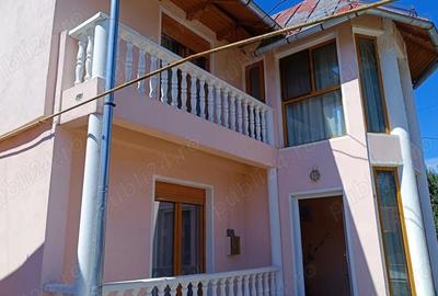 Casă cu 5 camere în Poiana - 14
