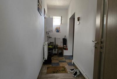 Casă cu 4 camere cu Teren 600 Mp în Berceni - 3