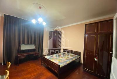 Apartament cu 2 camere , 6o mp , zona Dambovita - 1