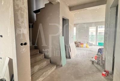 Duplex cu 5 camere cu Canalizare în Chinteni - 3