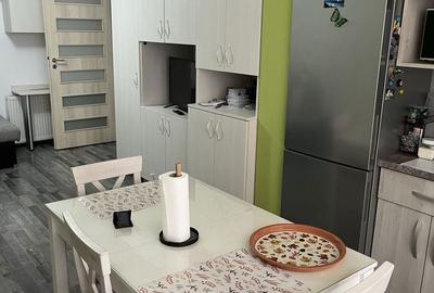 Apartament cu 3 camere decomandat în Central - 2