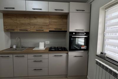 Apartament cu 3 camere semidecomandat în Central - 7