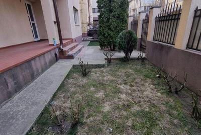 Casă cu 6 camere cu Teren 300 Mp în Central - 12
