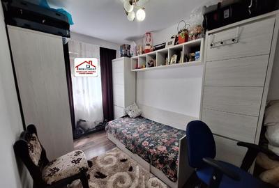 Apartament cu 3 camere semidecomandat în Central - 3