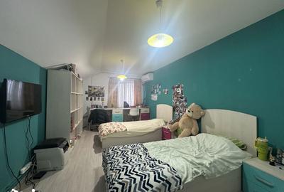 Casă cu 5 camere cu Teren 3784 Mp în Cornești - 5