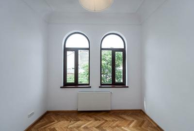 Inchiriere 4 camere , rezidential / birou, cladire interbelica, Piata Victoriei - 14