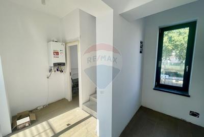 Casa / Vila cu 4 camere de vanzare in zona Nord - 13