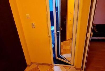 Garsonieră decomandată în Mazepa 1