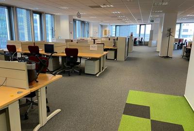 Birou, de 600 mp, în Nord - 6