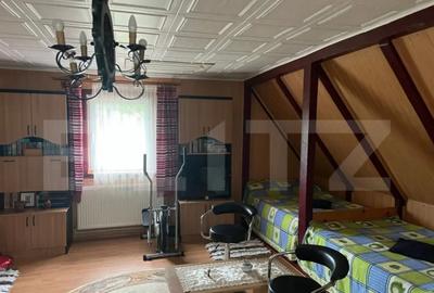 Casă cu 4 camere cu Teren 1500 Mp în Cerghid - 1