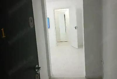 Apartament cu 2 camere semidecomandat în Central - 1