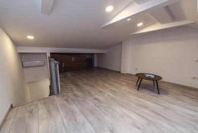 Duplex cu 4 camere cu Canalizare în Central - 9