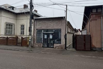 Spațiu comercial, de 340 mp, în Central - 2