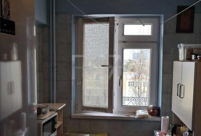 Apartament cu 3 camere semidecomandat, mobilat în Drumul Taberei - 3