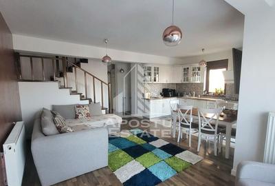 Casă cu 6 camere cu Teren 273 Mp în Dumbrăvița