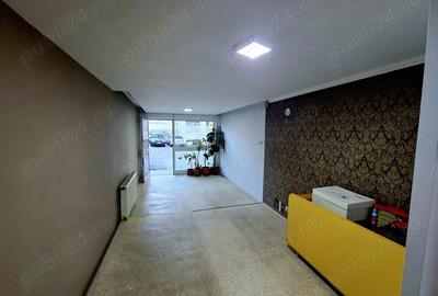Spațiu comercial, de 30 mp, în Central - 4